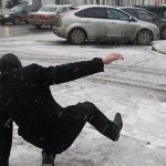 В Запорожской области мужчина разбил голову, поскользнувшись на улице